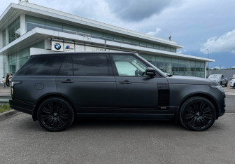 Подержанный автомобиль Land Rover Range Rover 2019 года (4 фото)