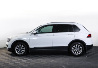 Подержанный автомобиль Volkswagen Tiguan 2017 года (8 фото)