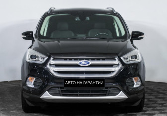 Подержанный автомобиль Ford Kuga 2018 года (2 фото)