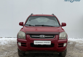 Подержанный автомобиль Kia Sportage 2008 года (2 фото)