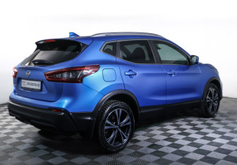 Подержанный автомобиль Nissan Qashqai 2020 года (5 фото)