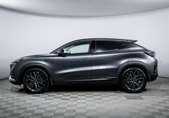 Подержанный автомобиль Changan UNI-T 2023 года (8 фото)