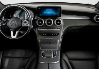 Подержанный автомобиль Mercedes-Benz GLC Coupe 2019 года (11 фото)