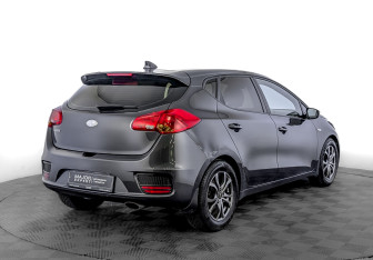 Подержанный автомобиль Kia Ceed Hatchback 2018 года (5 фото)
