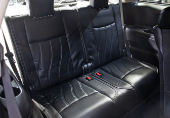 Подержанный автомобиль Infiniti QX60 2014 года (26 фото)