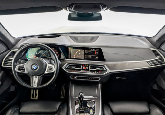Подержанный автомобиль BMW X7 2020 года (14 фото)