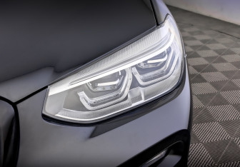 Подержанный автомобиль BMW X3 2021 года (17 фото)