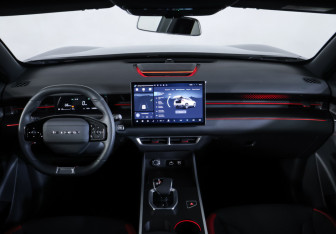 Подержанный автомобиль Jetour Dashing 2024 года (18 фото)