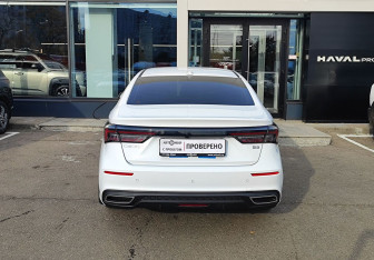 Подержанный автомобиль Omoda S5 2024 года (6 фото)