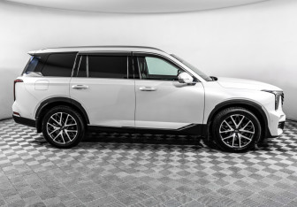 Подержанный автомобиль GAC GS8 2023 года (4 фото)