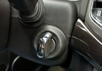 Подержанный автомобиль Chevrolet Captiva 2014 года (16 фото)