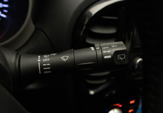 Подержанный автомобиль Nissan Juke 2014 года (15 фото)