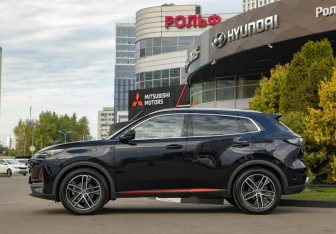 Подержанный автомобиль Changan CS55PLUS 2023 года (6 фото)
