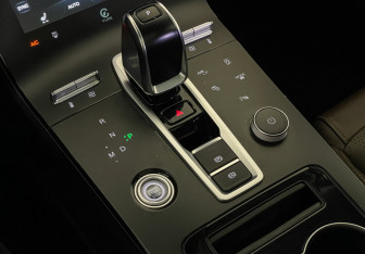 Подержанный автомобиль Chery Tiggo 8 Pro 2023 года (18 фото)