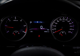 Подержанный автомобиль Kia Carnival 2021 года (18 фото)