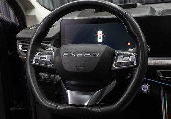 Подержанный автомобиль Exeed VX 2022 года (16 фото)