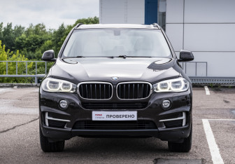 Подержанный автомобиль BMW X5 2014 года (2 фото)