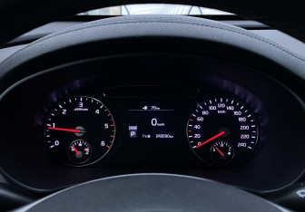 Подержанный автомобиль Kia Sorento 2018 года (27 фото)