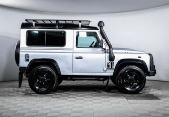 Подержанный автомобиль Land Rover Defender Suv 2008 года (4 фото)