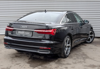 Подержанный автомобиль Audi A6 Sedan 2021 года (5 фото)
