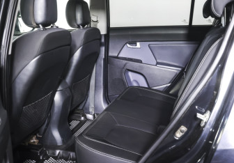 Подержанный автомобиль Kia Sportage 2011 года (10 фото)