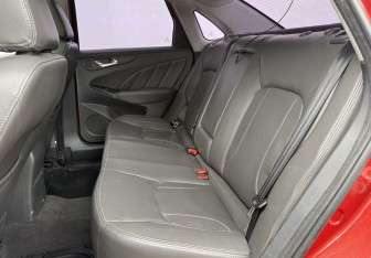 Подержанный автомобиль Chery Arrizo 7 2014 года (11 фото)