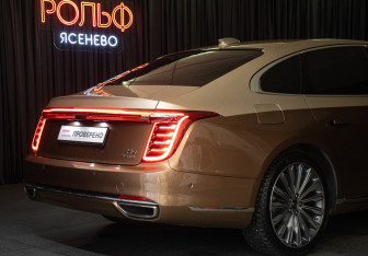 Подержанный автомобиль Hongqi H9 2023 года (31 фото)