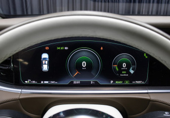 Подержанный автомобиль Voyah Free 2023 года (14 фото)