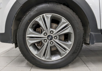 Подержанный автомобиль Hyundai Creta 2017 года (18 фото)