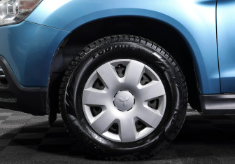 Подержанный автомобиль Mitsubishi ASX 2010 года (20 фото)