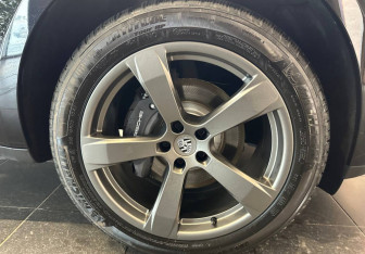 Новый Porsche Macan 2025 (11 фото)