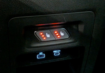 Подержанный автомобиль Jetour X90 2023 года (19 фото)