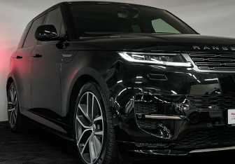 Подержанный автомобиль Land Rover Range Rover Sport 2023 года (33 фото)