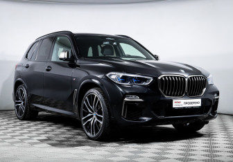 Подержанный автомобиль BMW X5 2019 года (3 фото)