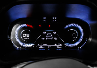Подержанный автомобиль Geely Emgrand 2024 года (10 фото)