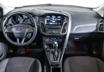 Подержанный автомобиль Ford Focus Wagon 2019 года (10 фото)