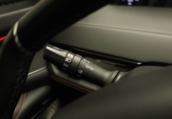 Подержанный автомобиль Changan UNI-K 2023 года (16 фото)