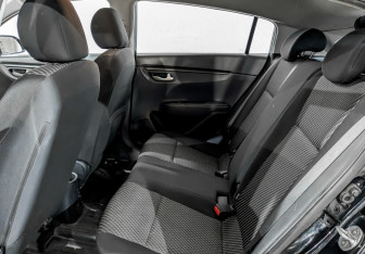 Подержанный автомобиль Kia Rio Hatchback 2020 года (11 фото)