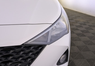 Подержанный автомобиль Hyundai Solaris Sedan 2022 года (11 фото)