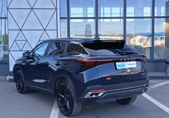 Подержанный автомобиль Omoda C5 2023 года (6 фото)