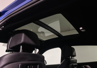 Подержанный автомобиль BMW X6 2019 года (19 фото)