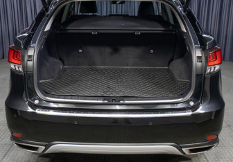 Подержанный автомобиль Lexus RX 2020 года (9 фото)