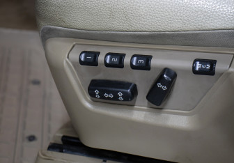 Подержанный автомобиль Volvo XC90 2011 года (16 фото)