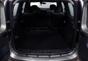 Подержанный автомобиль LADA (ВАЗ) Largus Wagon 2016 года (16 фото)