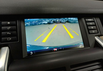 Подержанный автомобиль Land Rover Discovery Sport 2017 года (17 фото)