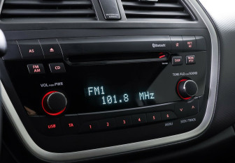 Подержанный автомобиль Suzuki SX4 Hatchback 2014 года (14 фото)