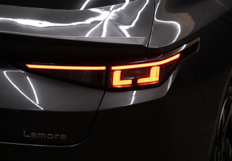 Подержанный автомобиль Changan Lamore 2023 года (23 фото)