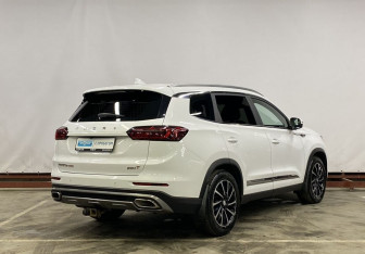 Подержанный автомобиль Chery Tiggo 8 Pro 2021 года (5 фото)