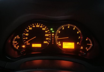 Подержанный автомобиль Toyota Avensis Sedan 2008 года (12 фото)