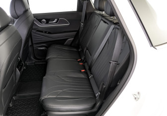 Подержанный автомобиль Chery Tiggo 9 2024 года (17 фото)